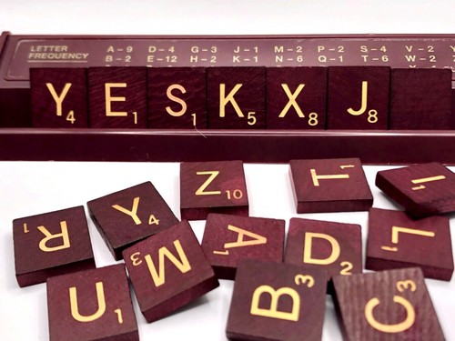 Scrabble deluxe turntable game - turntable,